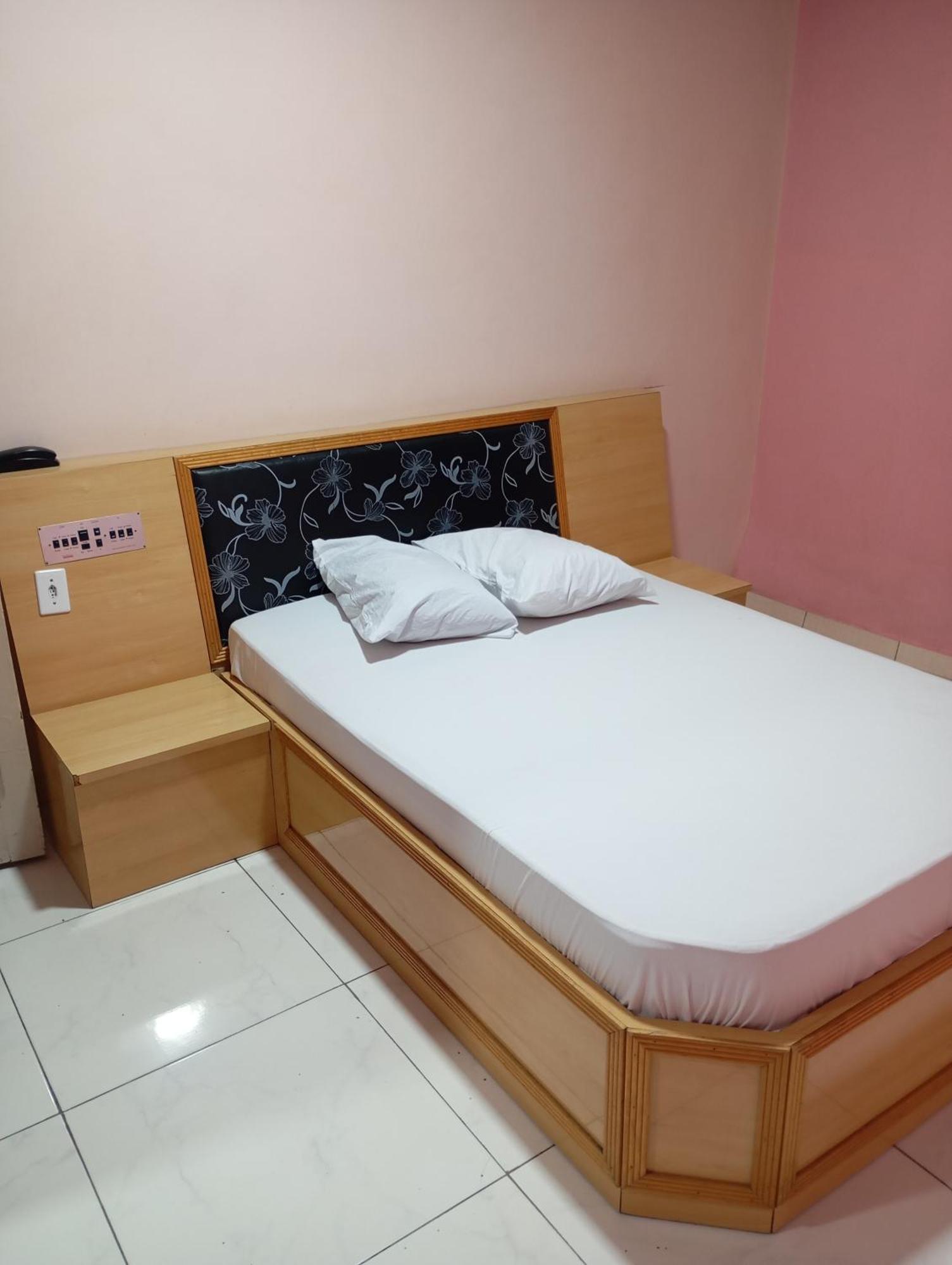 Hotel Bom Retiro — Fotos 1